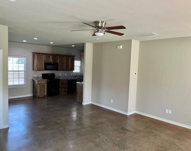 2332 County Road 314 - Photo Thumbnail 2