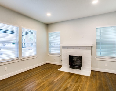 619 Pembroke Avenue - Photo Thumbnail 10