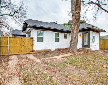 619 Pembroke Avenue - Photo Thumbnail 23