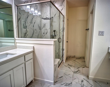 1421 Middleton Street - Photo Thumbnail 19
