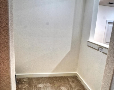 1421 Middleton Street - Photo Thumbnail 13
