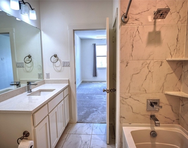 1421 Middleton Street - Photo Thumbnail 26