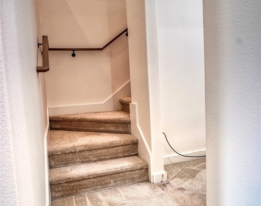 1421 Middleton Street - Photo Thumbnail 12