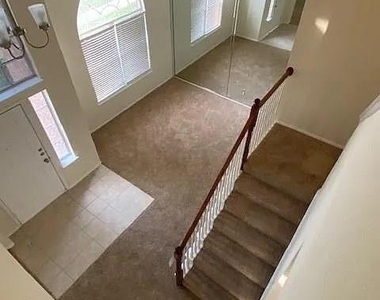 4437 Ridge Point Lane - Photo Thumbnail 10