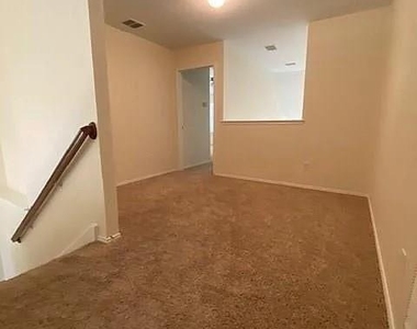 4437 Ridge Point Lane - Photo Thumbnail 18
