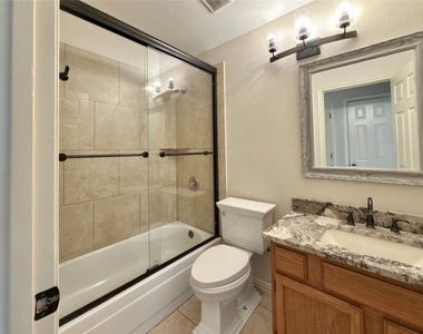 418 Newberry Street - Photo Thumbnail 17