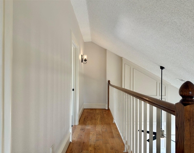 418 Newberry Street - Photo Thumbnail 14