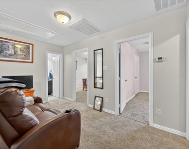 363 Teague Drive - Photo Thumbnail 23