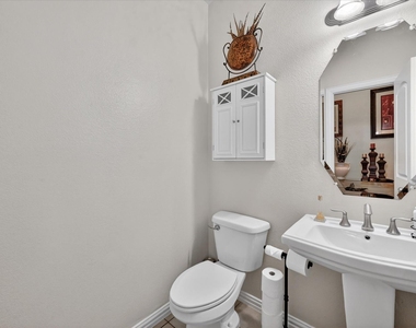 363 Teague Drive - Photo Thumbnail 10