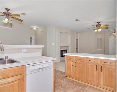 8409 Island Court - Photo Thumbnail 7