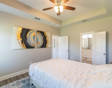 328 Evening Shade Lane - Photo Thumbnail 12