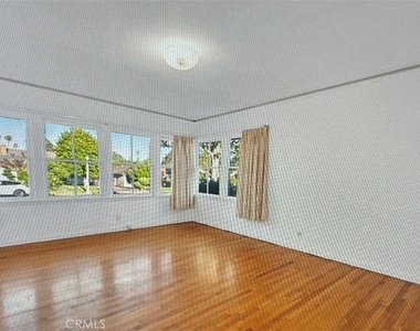 1385 Belhaven - Photo Thumbnail 2