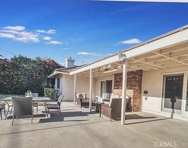1385 Belhaven - Photo Thumbnail 9