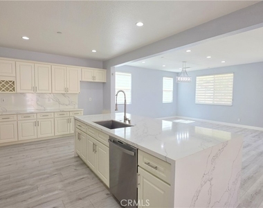 5140 Buckwheat Street - Photo Thumbnail 4