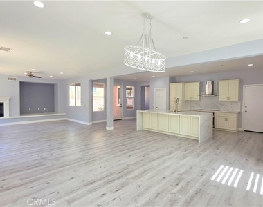 5140 Buckwheat Street - Photo Thumbnail 7