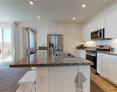 235 Black Walnut - Photo Thumbnail 5