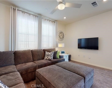 235 Black Walnut - Photo Thumbnail 3