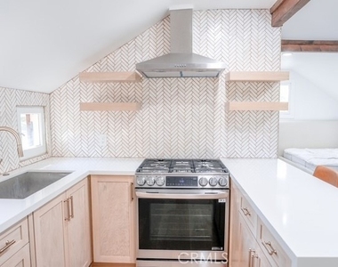 1004 Cajon Street - Photo Thumbnail 3