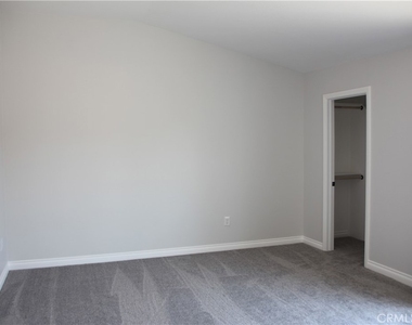 3326 W Orange - Photo Thumbnail 15