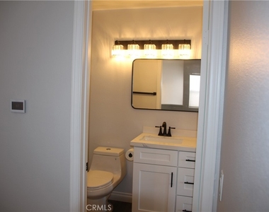 3326 W Orange - Photo Thumbnail 22