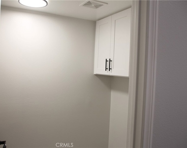 3326 W Orange - Photo Thumbnail 19