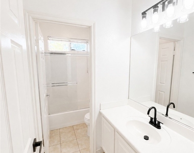 29621 Troon Court - Photo Thumbnail 18