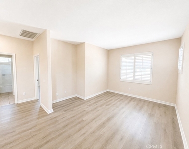 29621 Troon Court - Photo Thumbnail 20