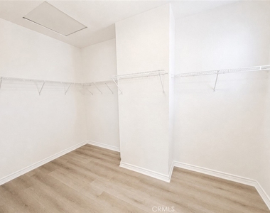 29621 Troon Court - Photo Thumbnail 16