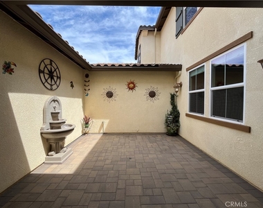 2884 Bella Court - Photo Thumbnail 3