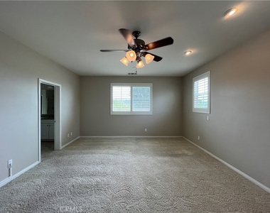 2884 Bella Court - Photo Thumbnail 35