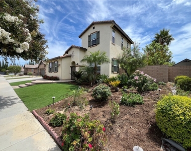 2884 Bella Court - Photo Thumbnail 2