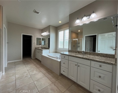 2884 Bella Court - Photo Thumbnail 37