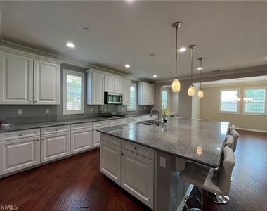 2884 Bella Court - Photo Thumbnail 22