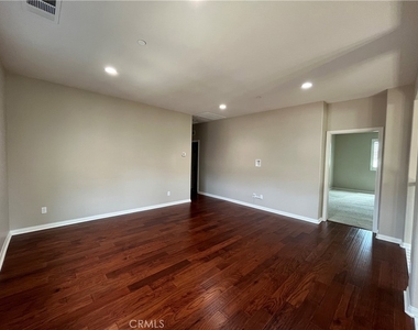 2884 Bella Court - Photo Thumbnail 33