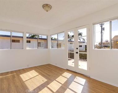 13015 Vanowen Street - Photo Thumbnail 11