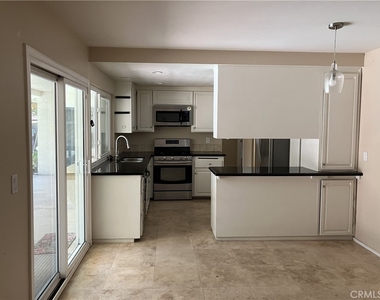 282 Summit Road - Photo Thumbnail 8