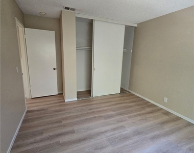 282 Summit Road - Photo Thumbnail 24