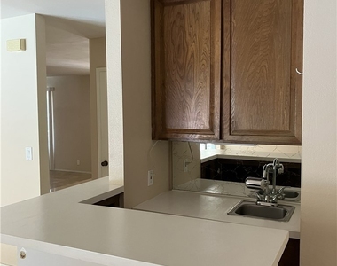 282 Summit Road - Photo Thumbnail 12
