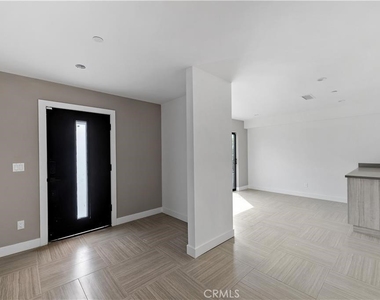 11858 W Flower Lane - Photo Thumbnail 41