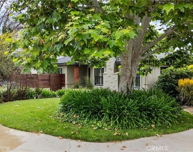 18240 Rayen Street - Photo Thumbnail 21