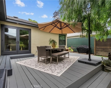 18240 Rayen Street - Photo Thumbnail 17