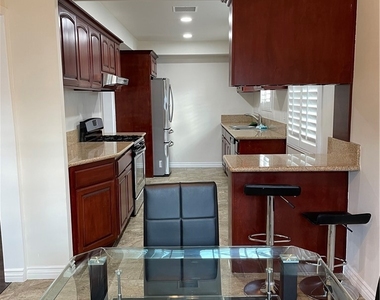 14377 Germain Street - Photo Thumbnail 9
