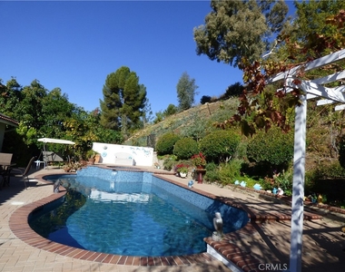 5920 Carell - Photo Thumbnail 26