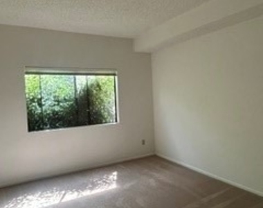 14630 Dickens - Photo Thumbnail 13
