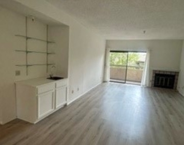 14630 Dickens - Photo Thumbnail 4