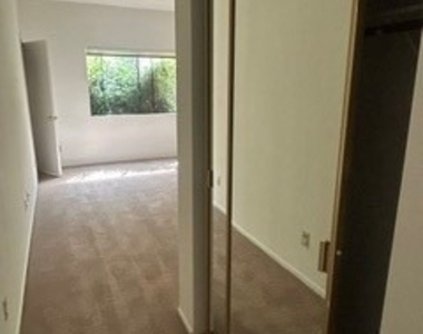 14630 Dickens - Photo Thumbnail 17