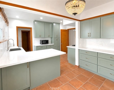 6622 W 6th - Photo Thumbnail 5