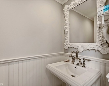 2650 Hermosa Avenue - Photo Thumbnail 12