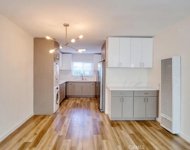 2118 Manhattan Beach Boulevard - Photo Thumbnail 4