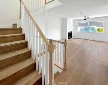 706 N Prospect - Photo Thumbnail 4